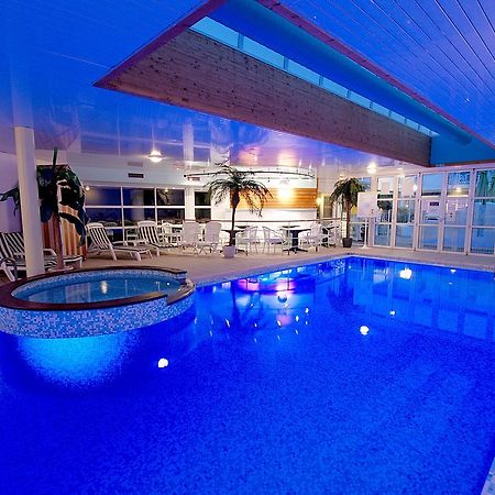 Le Robinson Hotel Saint-Jean-de-Monts Bagian luar foto