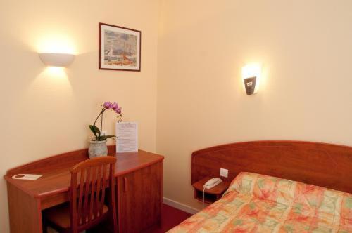 Le Robinson Hotel Saint-Jean-de-Monts Bagian luar foto