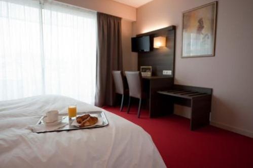 Le Robinson Hotel Saint-Jean-de-Monts Bagian luar foto