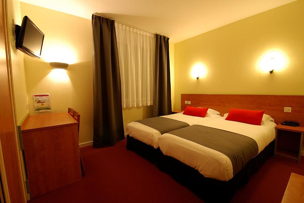 Le Robinson Hotel Saint-Jean-de-Monts Bagian luar foto