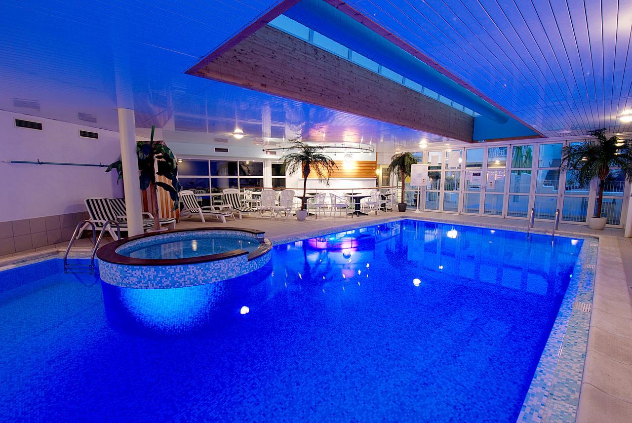 Le Robinson Hotel Saint-Jean-de-Monts Bagian luar foto